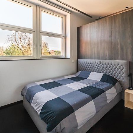 Moderno Bilocale 64Mq Con Parcheggio E Palestra Apartment Milan Luaran gambar