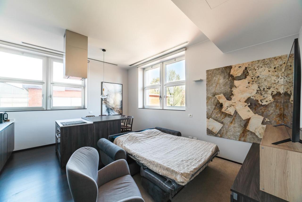Moderno Bilocale 64Mq Con Parcheggio E Palestra Apartment Milan Luaran gambar